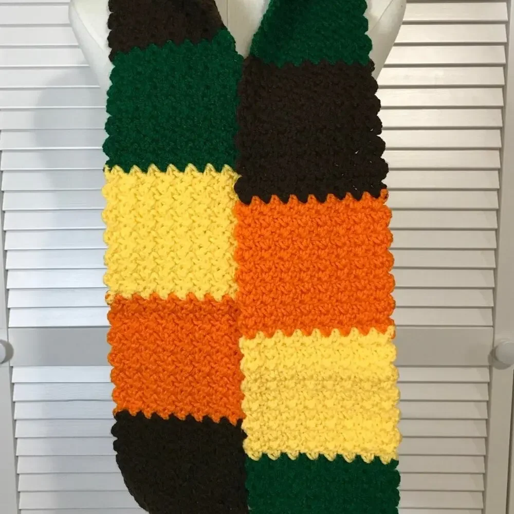NWT Handmade Crochet Textured Winter Sushi Roll Scarf 60” & Beanie
